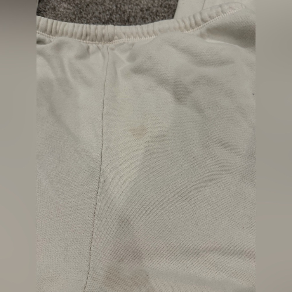 Brandy Melville Cream Sweatpants - Picture 6 of 6
